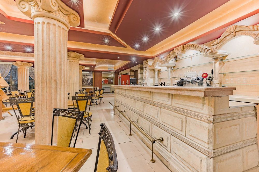 Дава се под наем Заведение в София, Младост 1А - 300 кв.м за 6000 € - Снимка #12