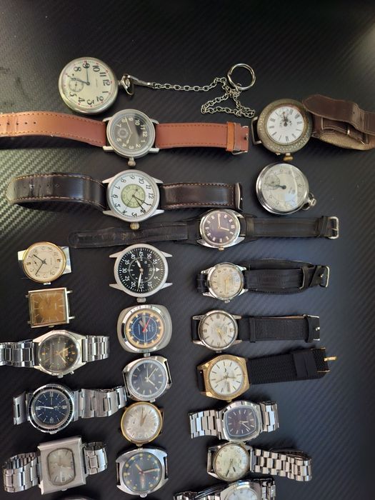 Лот от часовници - механични и кварцови