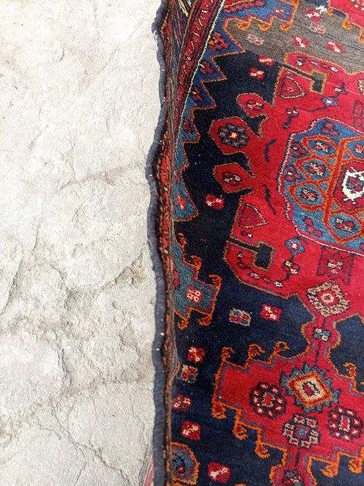 Персийски килим,Мей