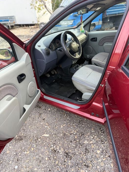 Dacia logan 1.5 diesel/ A.C/ carlig de remorcare