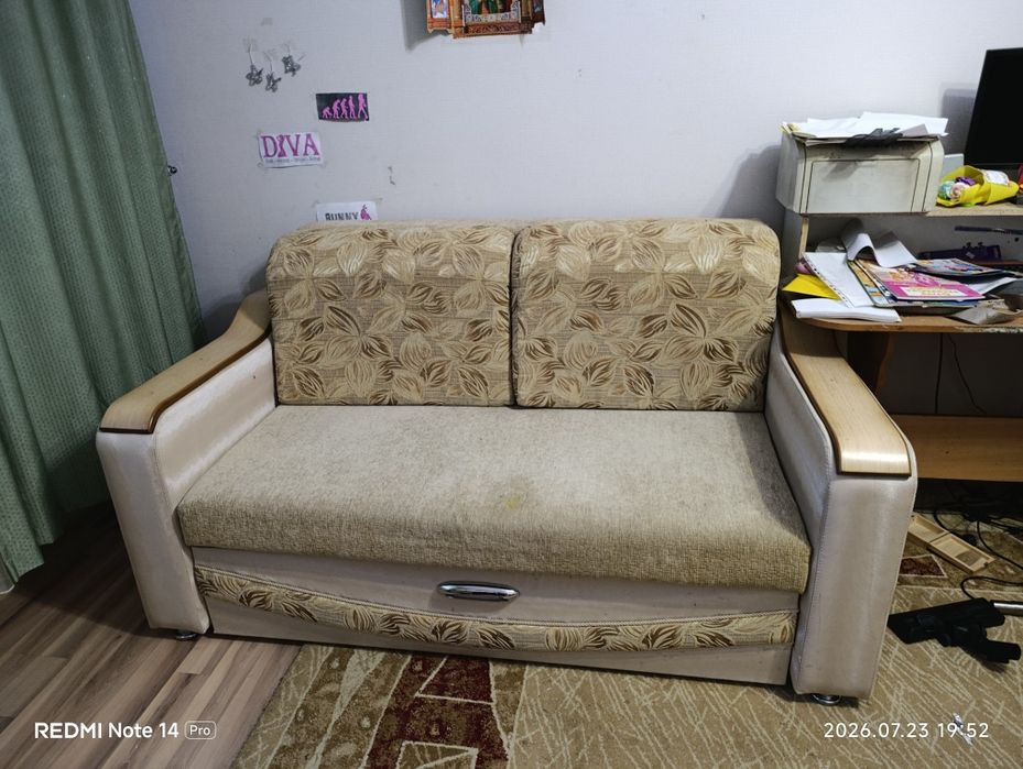Продам раздвижной диван