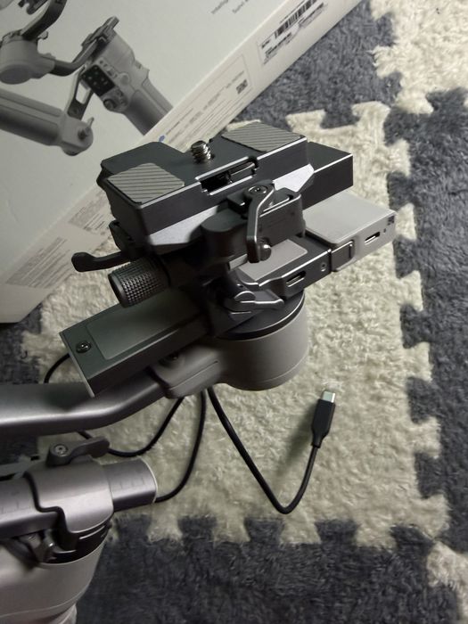 DJI RS 4 mini combo стедикам