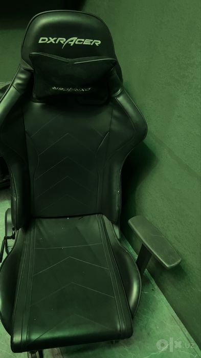 Продаю игровые кресла DXRacer