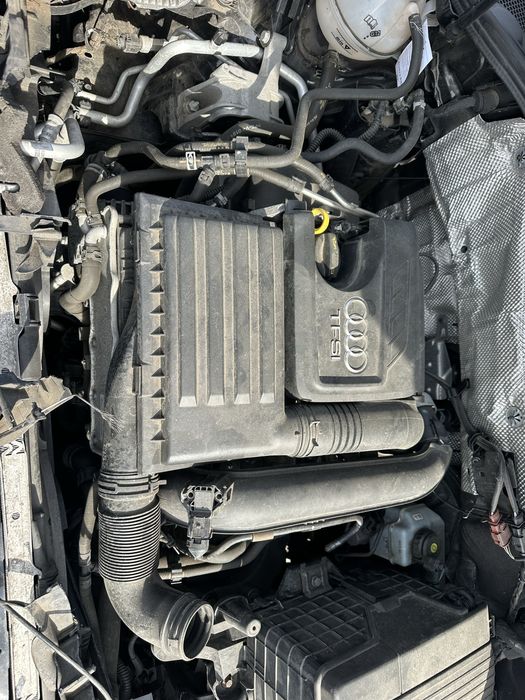 Ауди Q3 face 1.4tfsi-150к.с.! CZEA - На Части