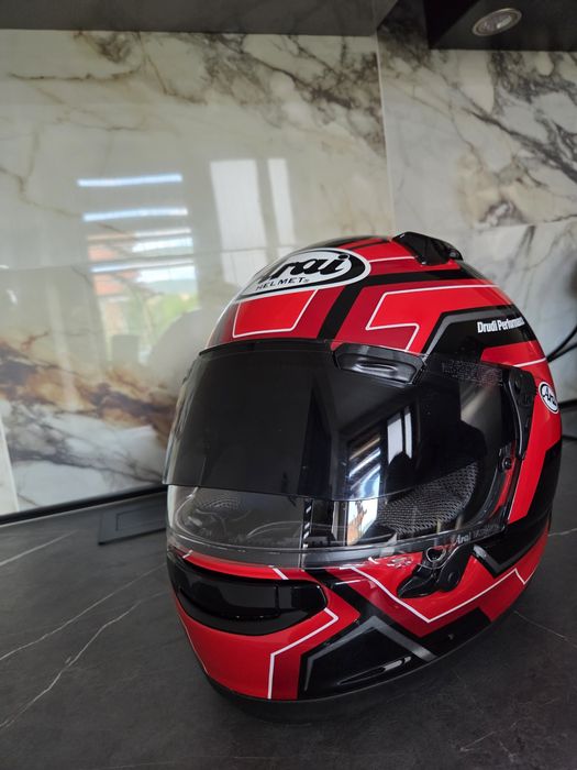 Мото каска Arai. Размер L