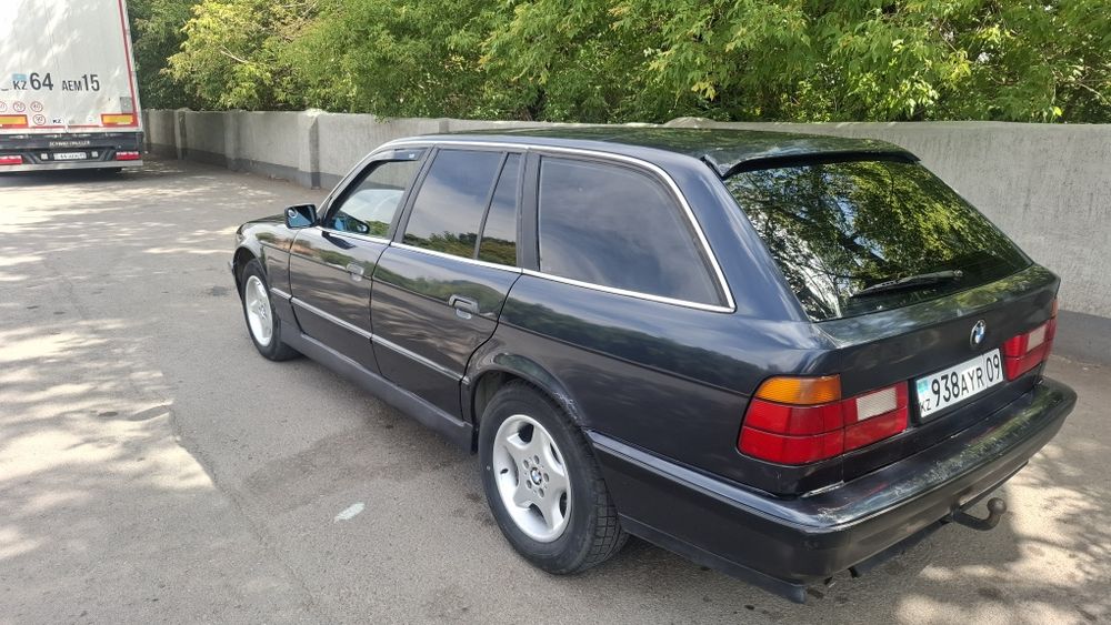 Продаю 520  BMW E34