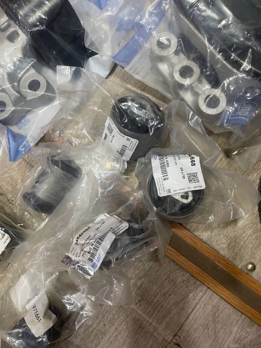 Tracker-1ga Motor va Hodovoy barcha zapchastlari sotuvda bor