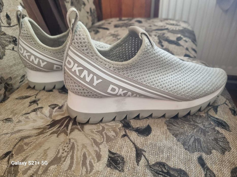 Дамски обувки DKNY