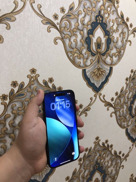 iPhone 15 128.