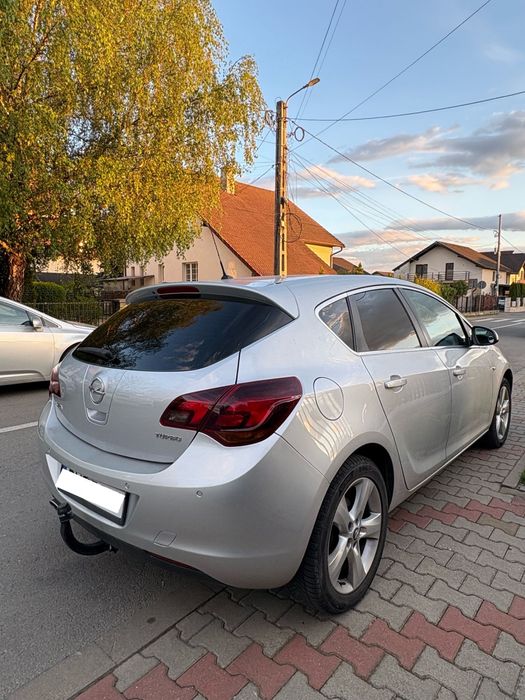 Vand Opel Astra j