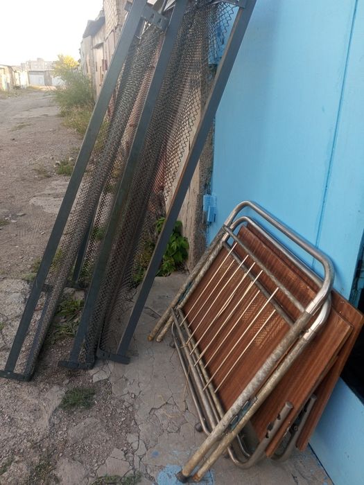 Продам панцерные кровати
