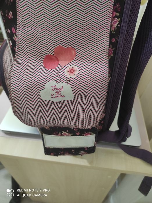 Маркова раница за момиченце 1-4кл.