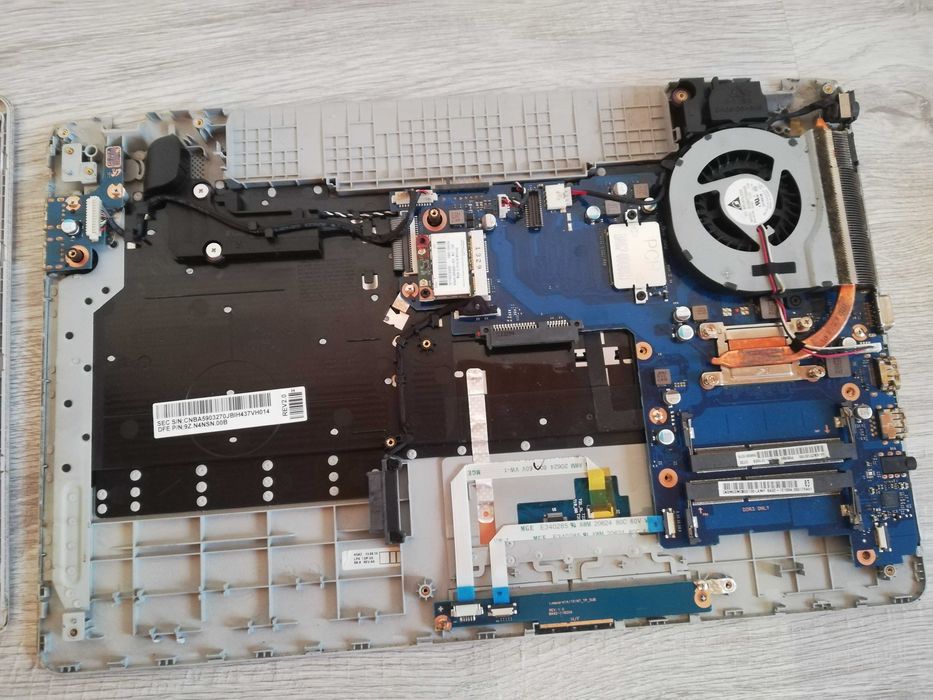 Samsung NP270E5V-K03BG