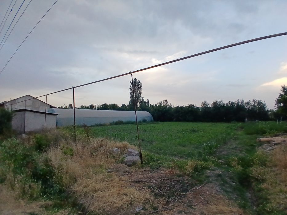 Yer uchastka sotiladi