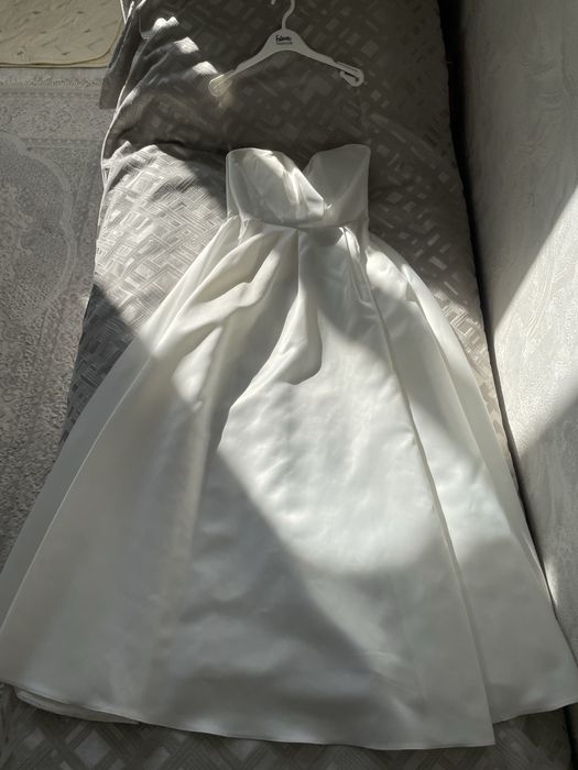 продаются платья