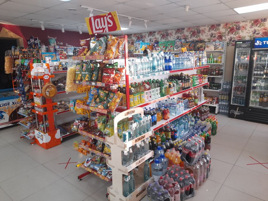 Продам магазин-181.4 кв. м