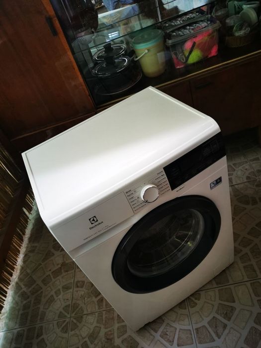 Стиральная машинка Elektrolux продаю