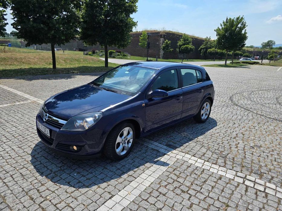 OPEL ASTRA 1.6i - Pret Negociabil