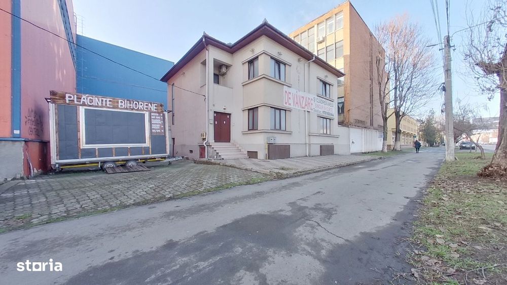 Clădire emblematică  cu 13 cam pe Victoriei ideal locuit/clinică/sediu