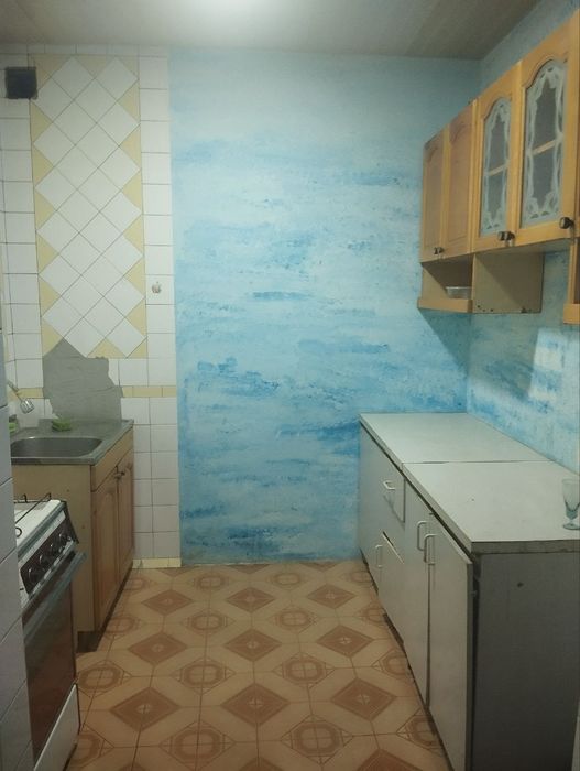 Продам  квартиру !
Янгихаетский р-н
Спутник 17
3-комнатная
4