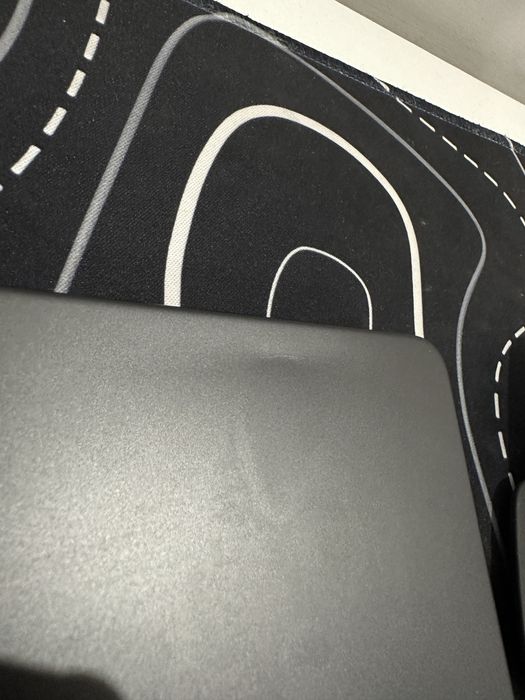 Macbook Pro 16 M3 pro/36/512
