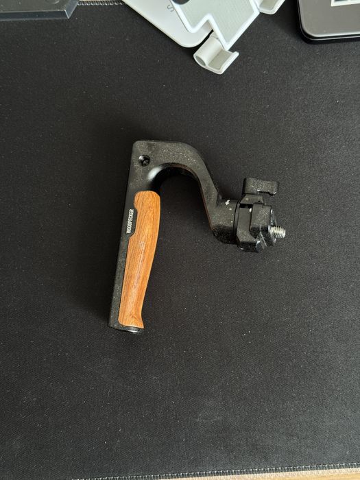 Продам рукоятку для камеры Ulanzi