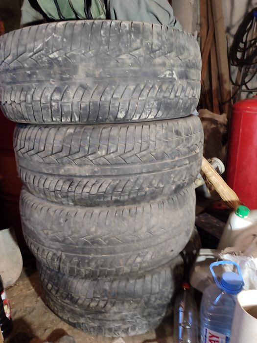 Продам покрышки 265 70 r16
