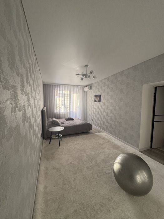 Продам 2 комнатную квартиру