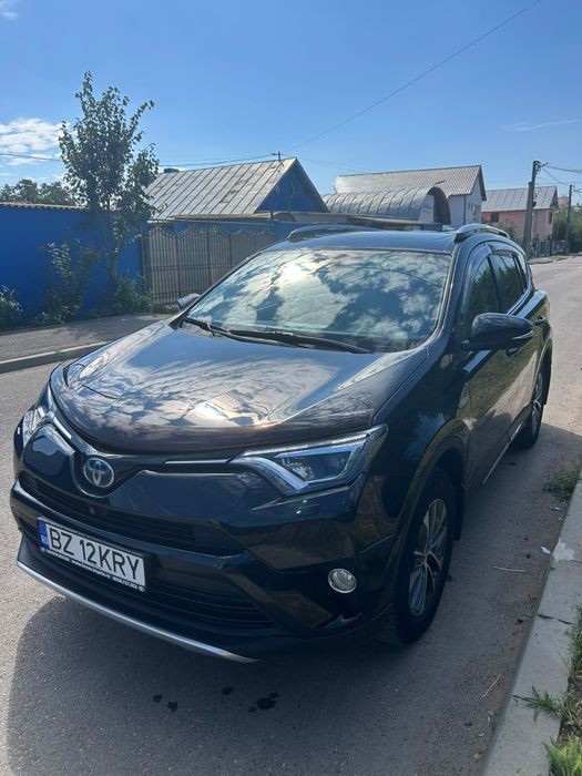 Vand Toyota Rav 4 hybrid an fab 2016