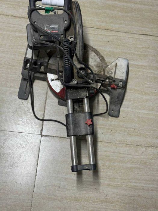 Торцевая пила  лот: 919462