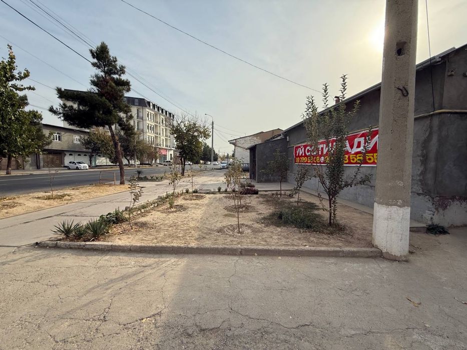 Hovli sotiladi 1 liniya biznes qisayam boladi