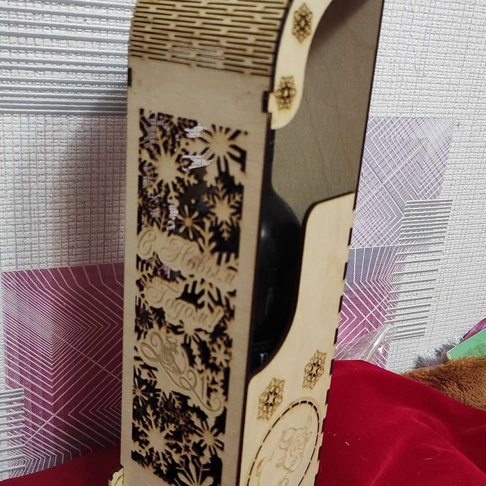 Продам подарочные коробки