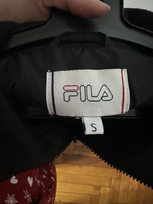Дамско зимно яке Fila