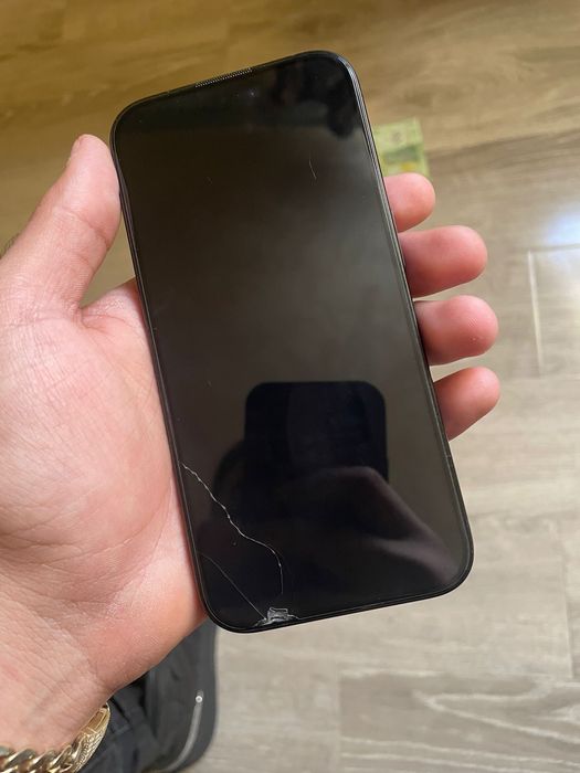 Cițiti anunțul iPhone 15 pro
