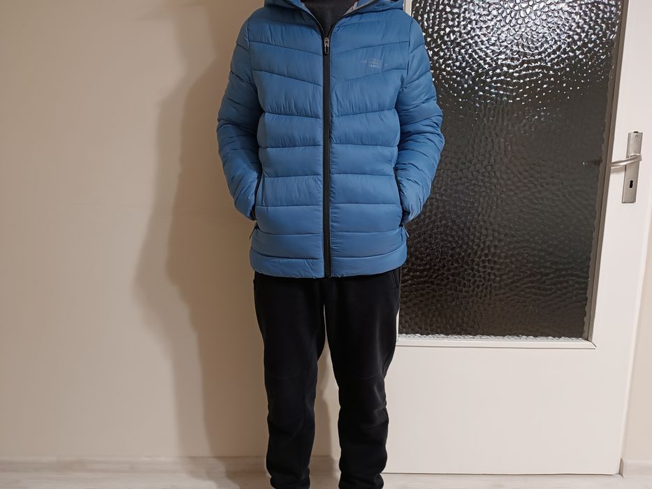 Мъжко зимно яке с качулка