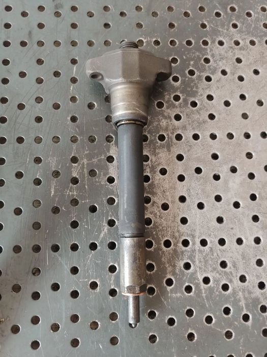 injector 2.0 d  bmw seria 3 e46  136 cp