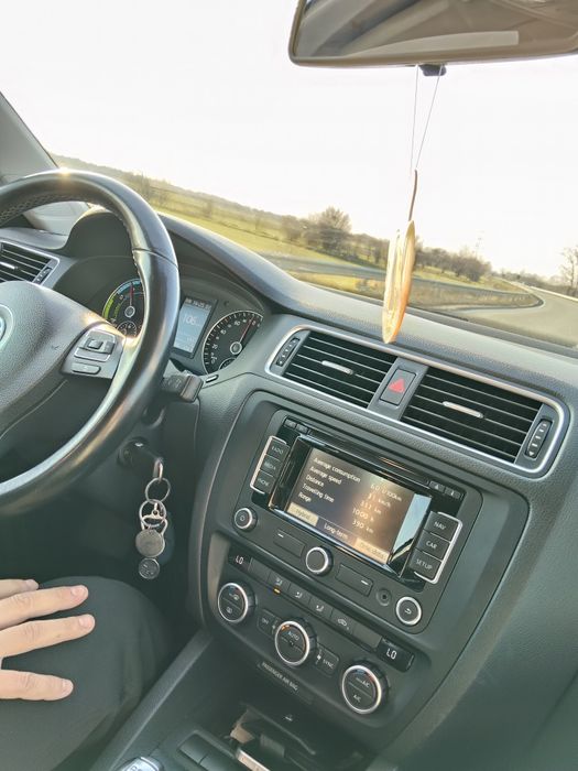 Volkswagen Jetta automat hybrid 1.4 tsi cu probleme la chiulasa