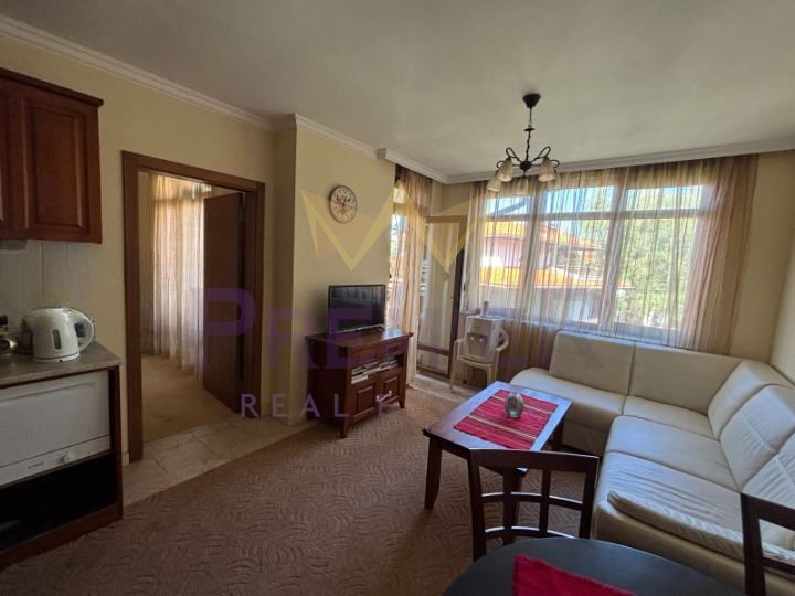 Продава се Тристаен апартамент в Созопол - 89 кв.м за 1776 €/кв.м - Снимка #1