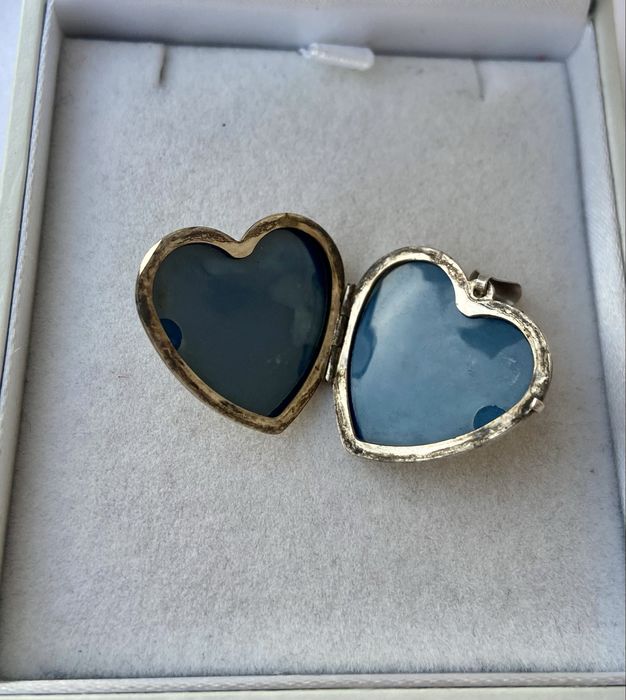 Pandantiv din argint in forma de inimioara pentru poze