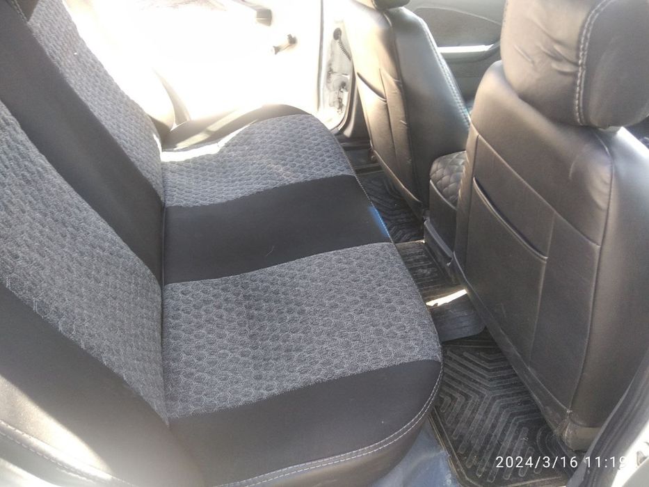 Продаю нексию 1 срочно