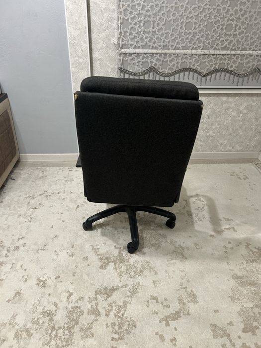 Продам компьютерное кресло