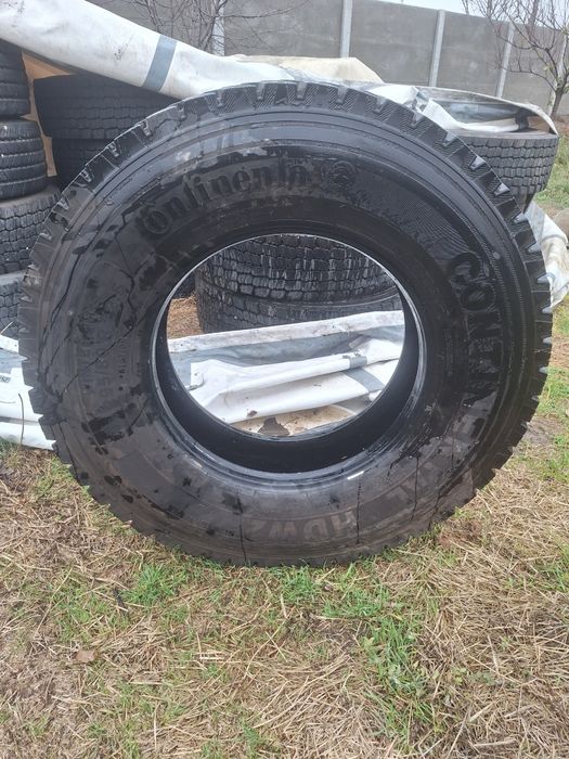 Vand cauciucuri camion (michelin/continental)