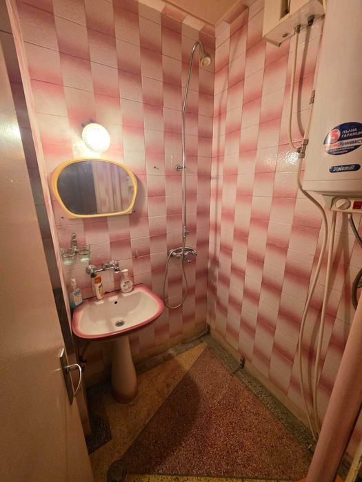 Тристаен апартамент, 68кв.м, кв. Запад 2