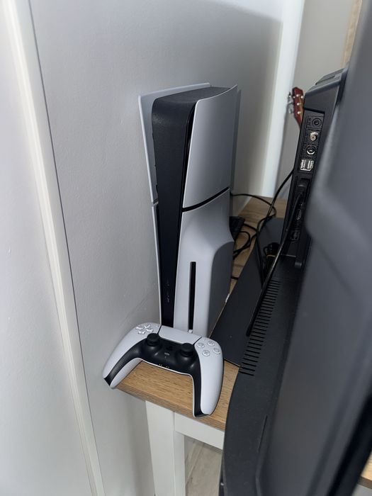 Playstation 5 slim 1TB