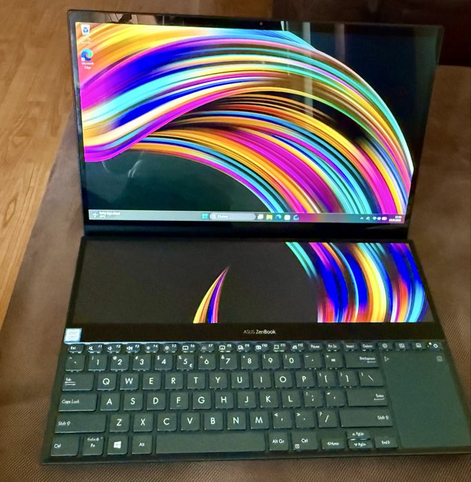 Laptop Asus Zenbook Duo