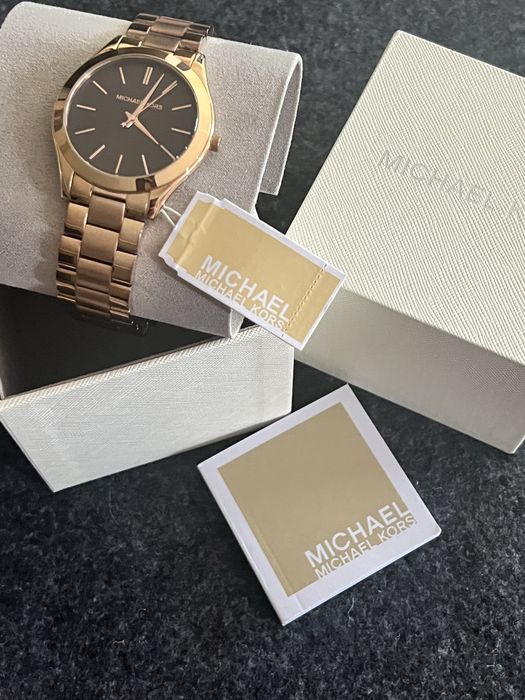 Часовник Michael Kors