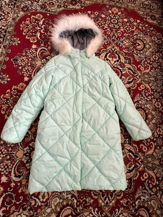 Зимняя куртка на девочку