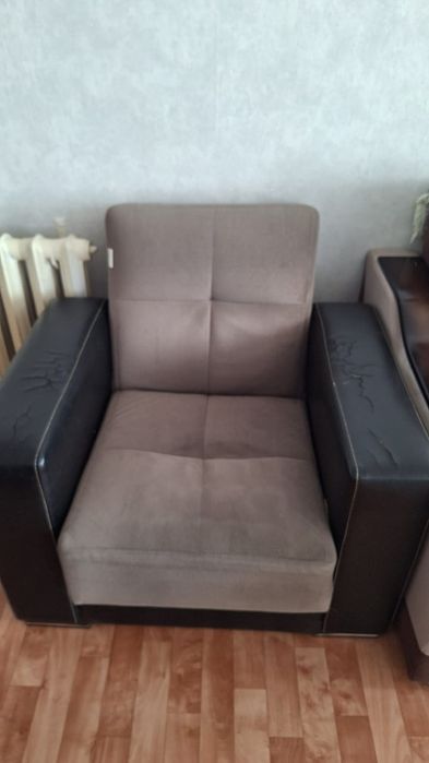 Продам раскладное кресло.