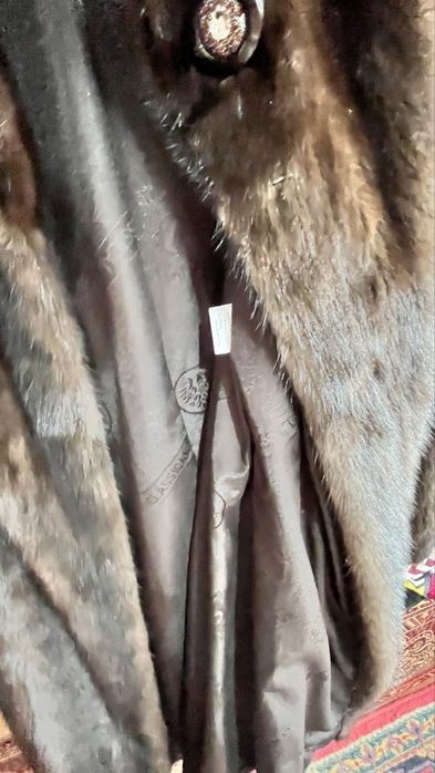 Шубы почти новый