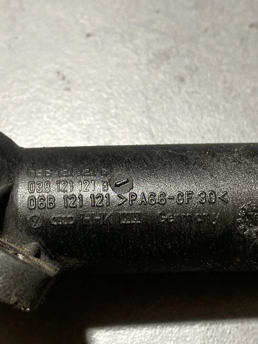 Flansa apa / lichid racire 06B121121 Volkswagen VW Passat 2003